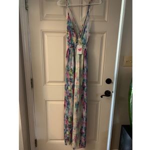 Beautiful floral deep V maxi dress
